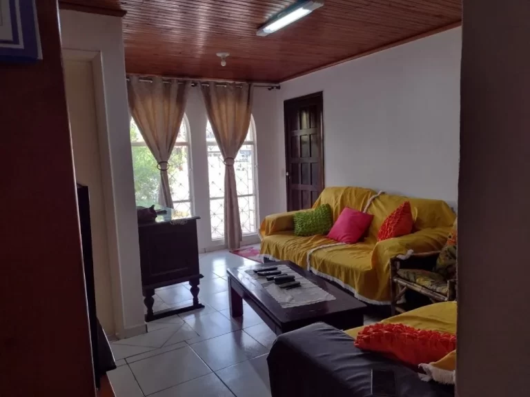 pr-curitiba-sitio-cercado-rua-sant-ana-do-itarare-casa-comercial-a-venda-633f1b2d-06