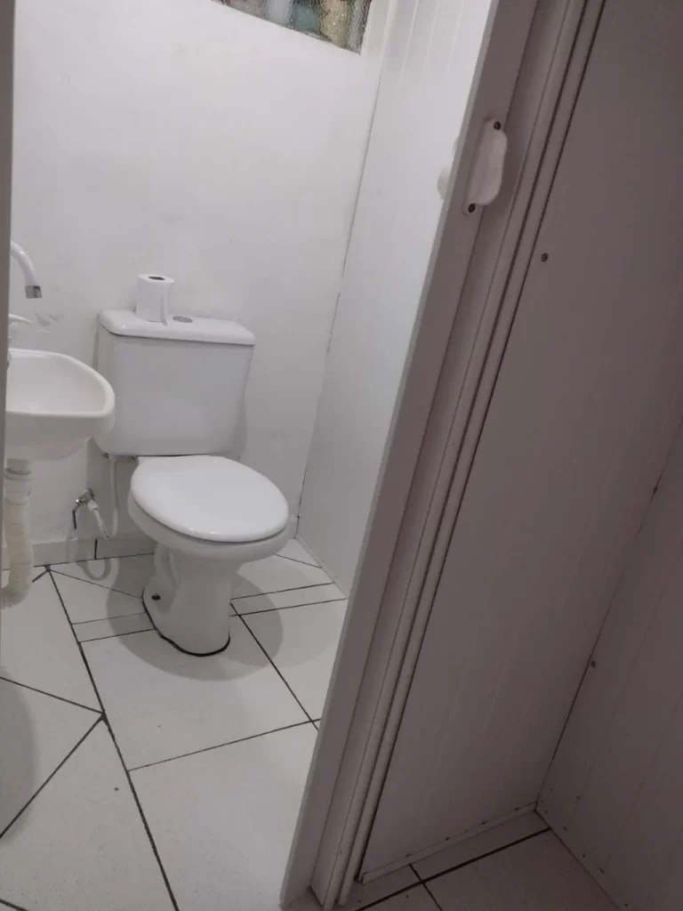 pr-curitiba-sitio-cercado-rua-sant-ana-do-itarare-casa-comercial-a-venda-633f1b2d-15